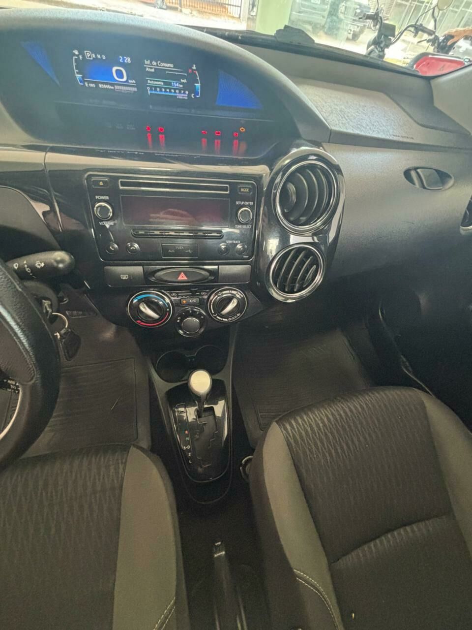 Imagem do veículo  TOYOTA ETIOS XS 1.5